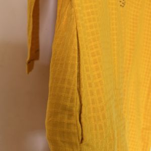 YELLOW COLOR KURTI WITH POCKETS