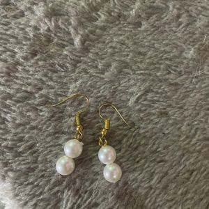 Pearl Drop Earrings