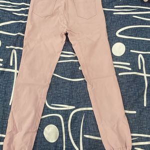 Pink leggings trouser