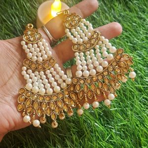 Mallikajaan Gold Toned Earrings🤍