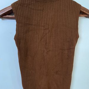 Brown Ribbed Top🤎