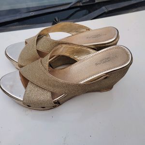 New Very Stailes Sandal