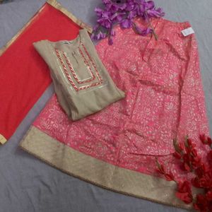 Beautiful Suit Set Peplum Kurti