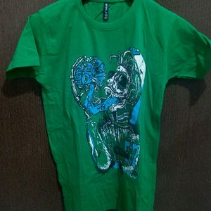 Green T Shirt