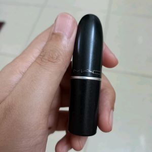 MAC Amplified Lipstick - Vegas Volt