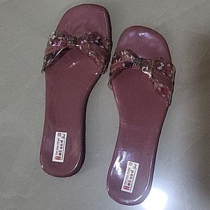 Flat For Girls/ Women