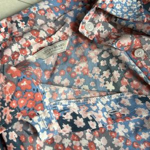 Floral print semiformal shirt