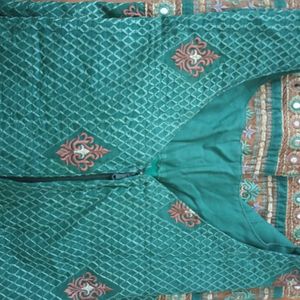 Beautiful Bottle Green Kurta