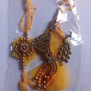 Floral Designer Rakhi for Bhaiya Bhabhi Rakshaband