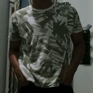 White & green pattern tshirt