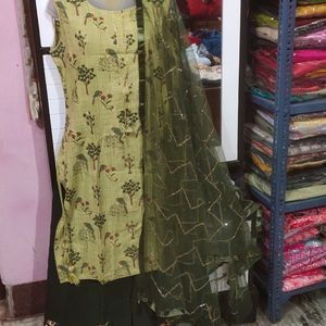 😍Embroidered Kurti Pant With Sequence Dupatta🥰