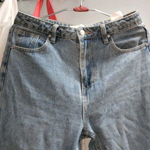 Branded Ankle Length Jean