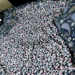 UK24, US20-22, 5XL PRETTY FLORAL DRESS