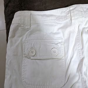 WHITE  34 INCHES and 3/4 TROUSER CASUAL