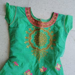 Women's Pretty Embroidery Gown