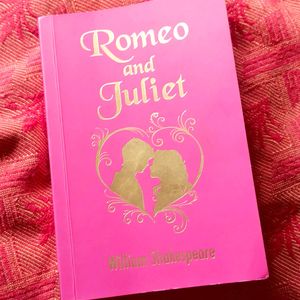 Romeo & Juliet , William Shakespeare 📚