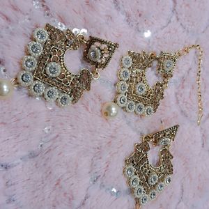 Earrings With Mangtika