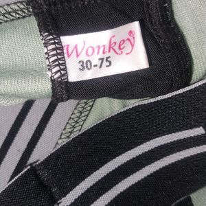 99RS SPORTY BRA NEVER USE