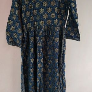 New Max Kurta with Pant- XS