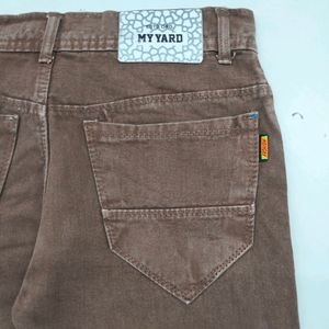 CHOCOLATE STRAIGHT FIT JEANS FOR MEN