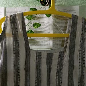 Black n White Striped Kurti