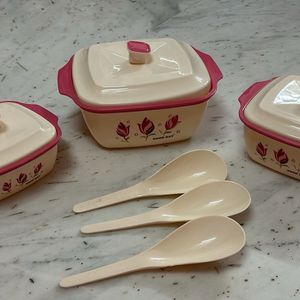 3 piece serving bowls and spatula