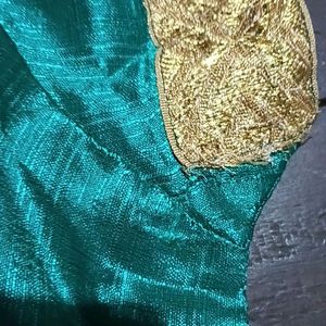 Saree With Blouse