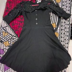 Elegant Black Dress 👗 For Women