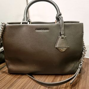 CHARLES & KEITH OG MEDIUM TOTE BAG GREY GOOD AS NE