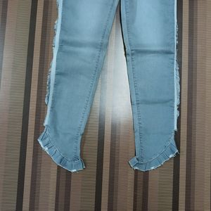 W-30 Size-30 Slim Fit Women Denim Jeans