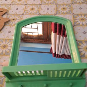 Mirror With Comb Stand