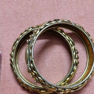 Ring, Earnings & Kangan