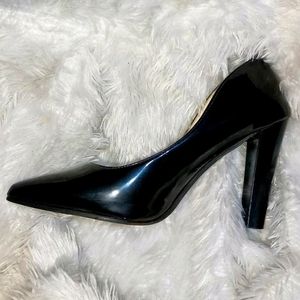 New High Heel In Black Colour Cuties...😄🎀