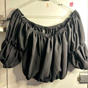 Off-the Shoulder Baloon Blouse- Black