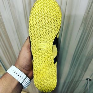 Onitsuka Tiger Yellow Sneakers