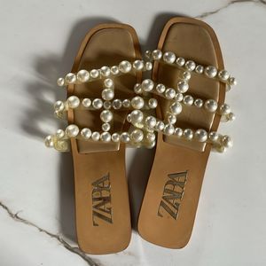 Pearl Flats👌🏻SALE