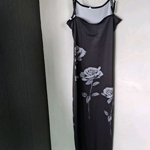 BLACK SLEEVELESS ROSE FLOWER PRINTED DRESS