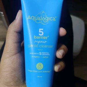 Aqualogica Cleanser
