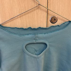 Heart Cutout Blue Crop Top(xs)