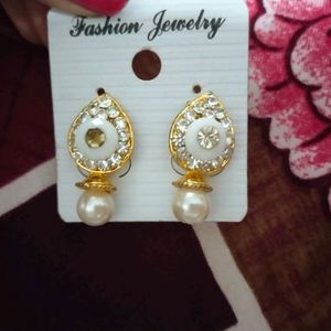 Earings