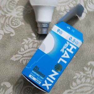 Halonix 2 in 1 All Rounder 9W,0.5W LED Bulb