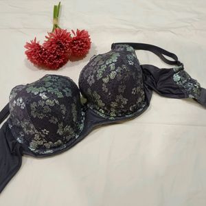 Victoria Secret Branded Paded Bra