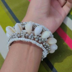 White Shell Bracelet