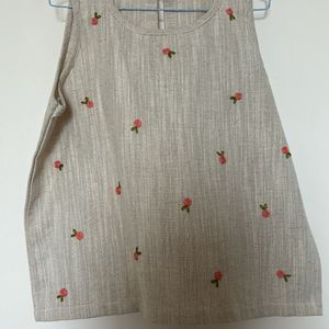 <NEW> Sleeveless Embroidered Jute Cotton Top