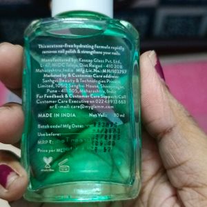 Myglamm Nail Polish & Enamel Remover With Gift