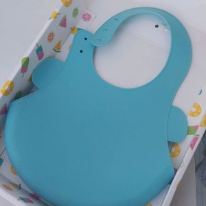 Silicone baby bib