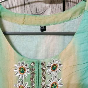 Beautiful Kurti Set With Dupatta