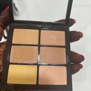 MAC Conceal & Colour Pallet - Medium