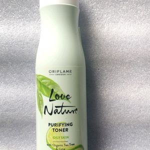 Purifying Toner with Organic Tea Tree & Lime