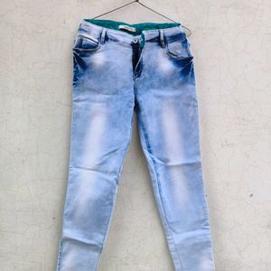 Women Lotus Light Faded Blue Jeans